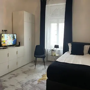  Guest house Executive Single With En-suite In Centre